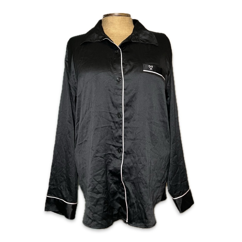 Silky/Satin Black VS Top — Pink Details